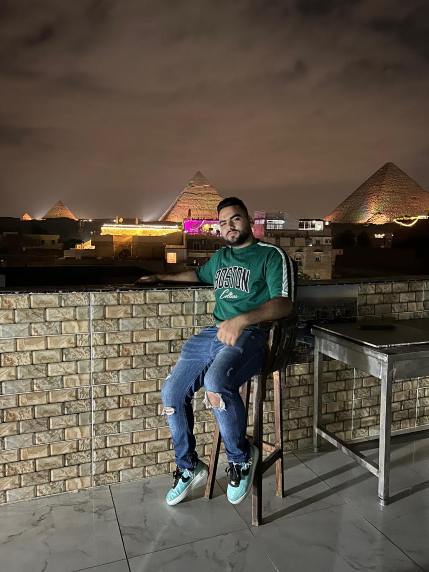 Mesho Falcon Pyramids View Inn Kafret el-Gabal 外观 照片
